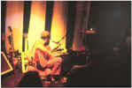live_2.jpg (112307 Byte)